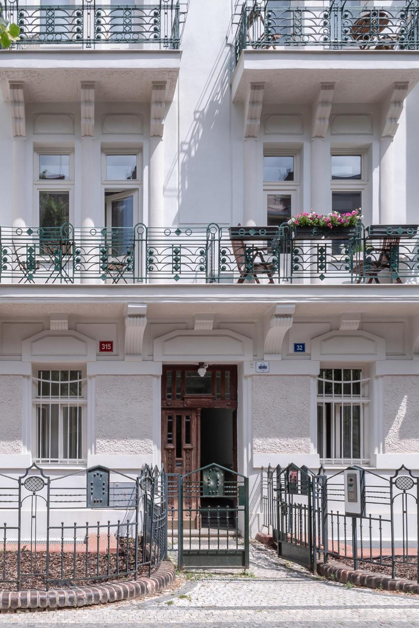 Turnkey I Letna Park Apartments Прага Экстерьер фото